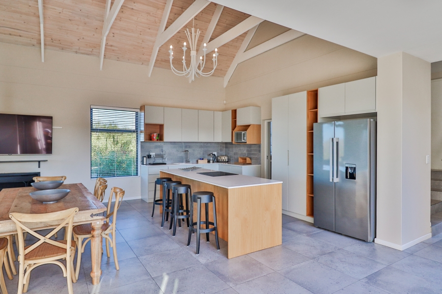 3 Bedroom Property for Sale in Shark Bay Estate Western Cape